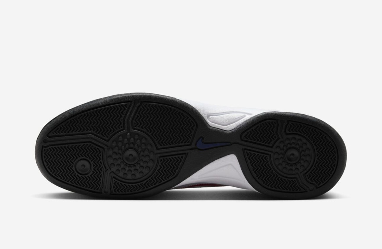 PSG x Nike Total 90 III "Challenge Red"
