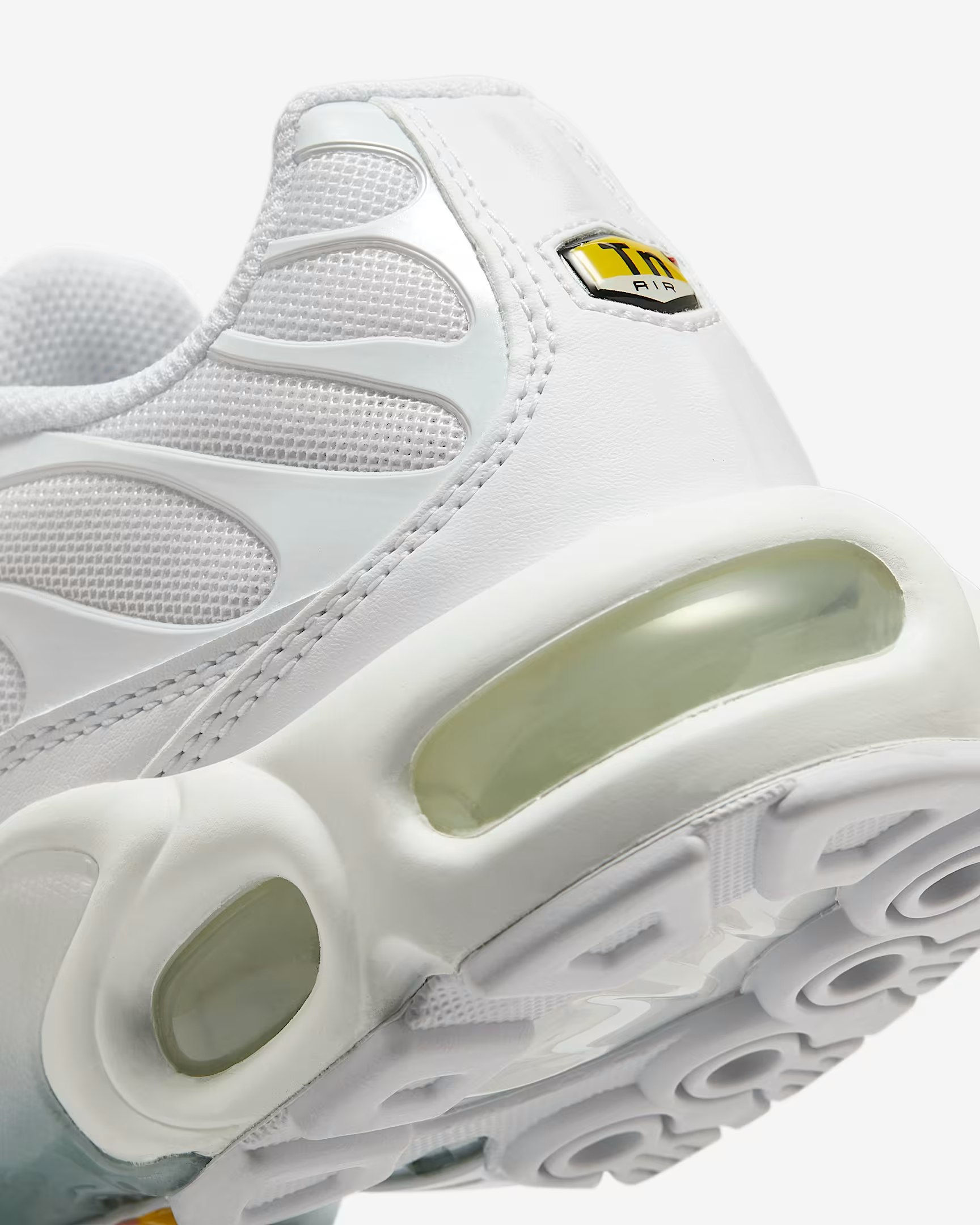 Nike Air Max Plus "Triple White"