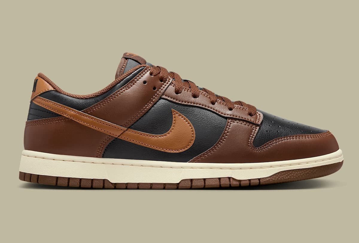 Nike Dunk Low "Brown Black"