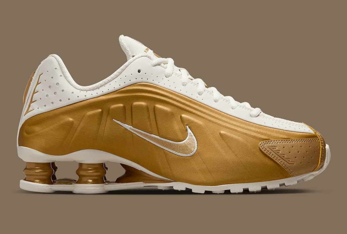 Nike Shox R4 "Metallic Gold"