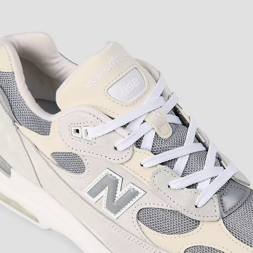 New Balance 992 "Made in USA" (Nimbus Cloud)