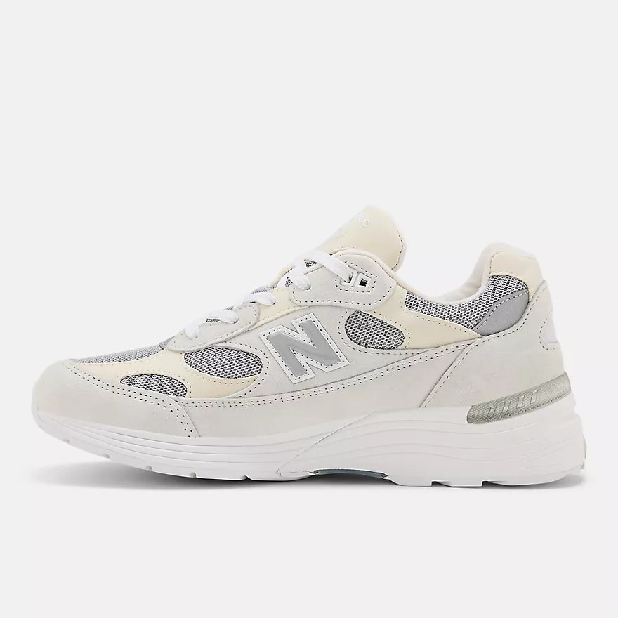 New Balance 992 "Made in USA" (Nimbus Cloud)