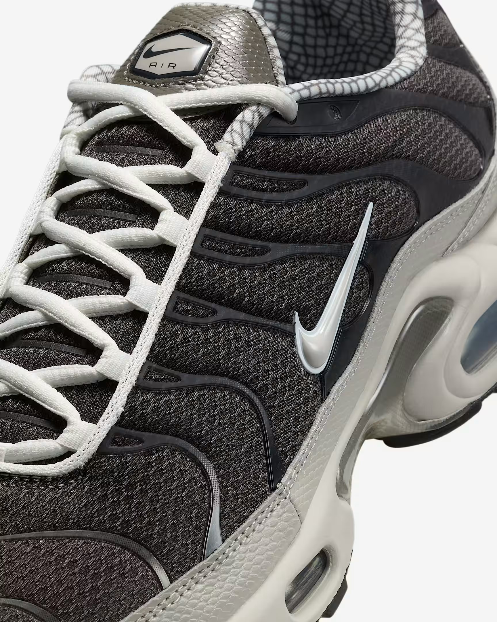 Nike Air Max Plus "Year of the Snake"