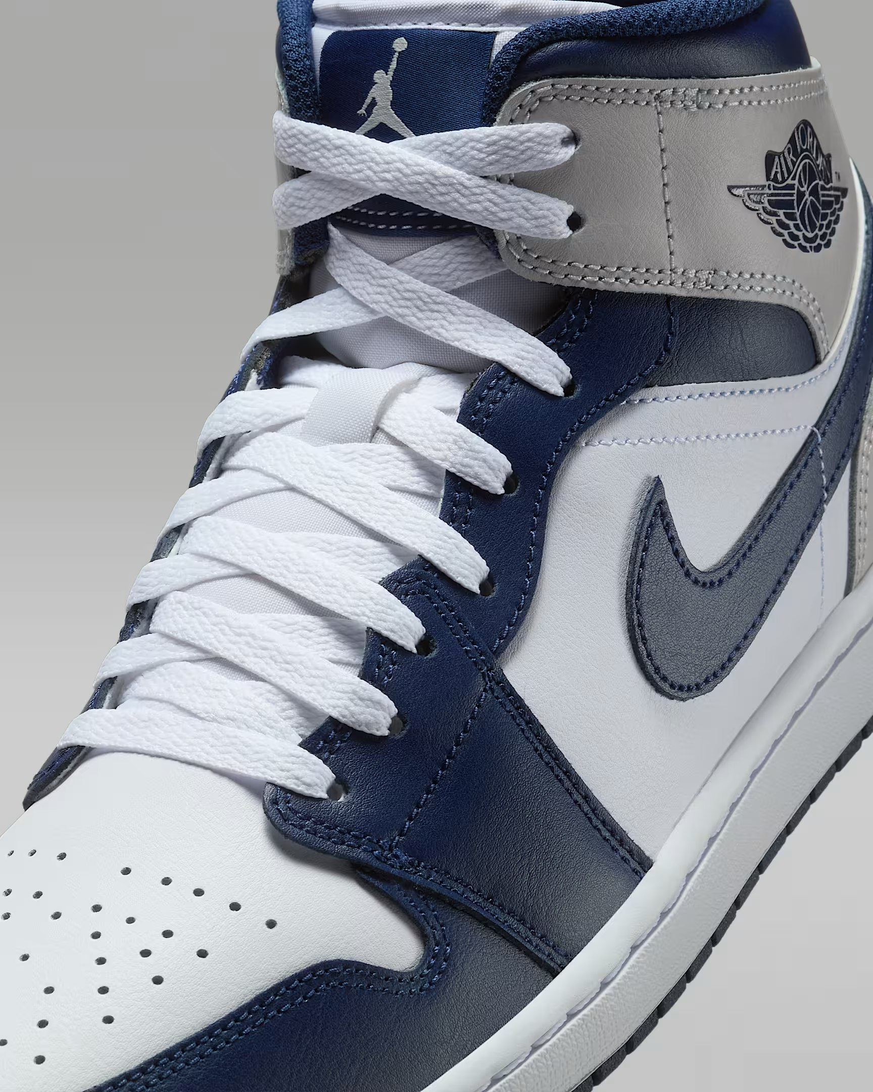 Air Jordan 1 High "Georgetown"