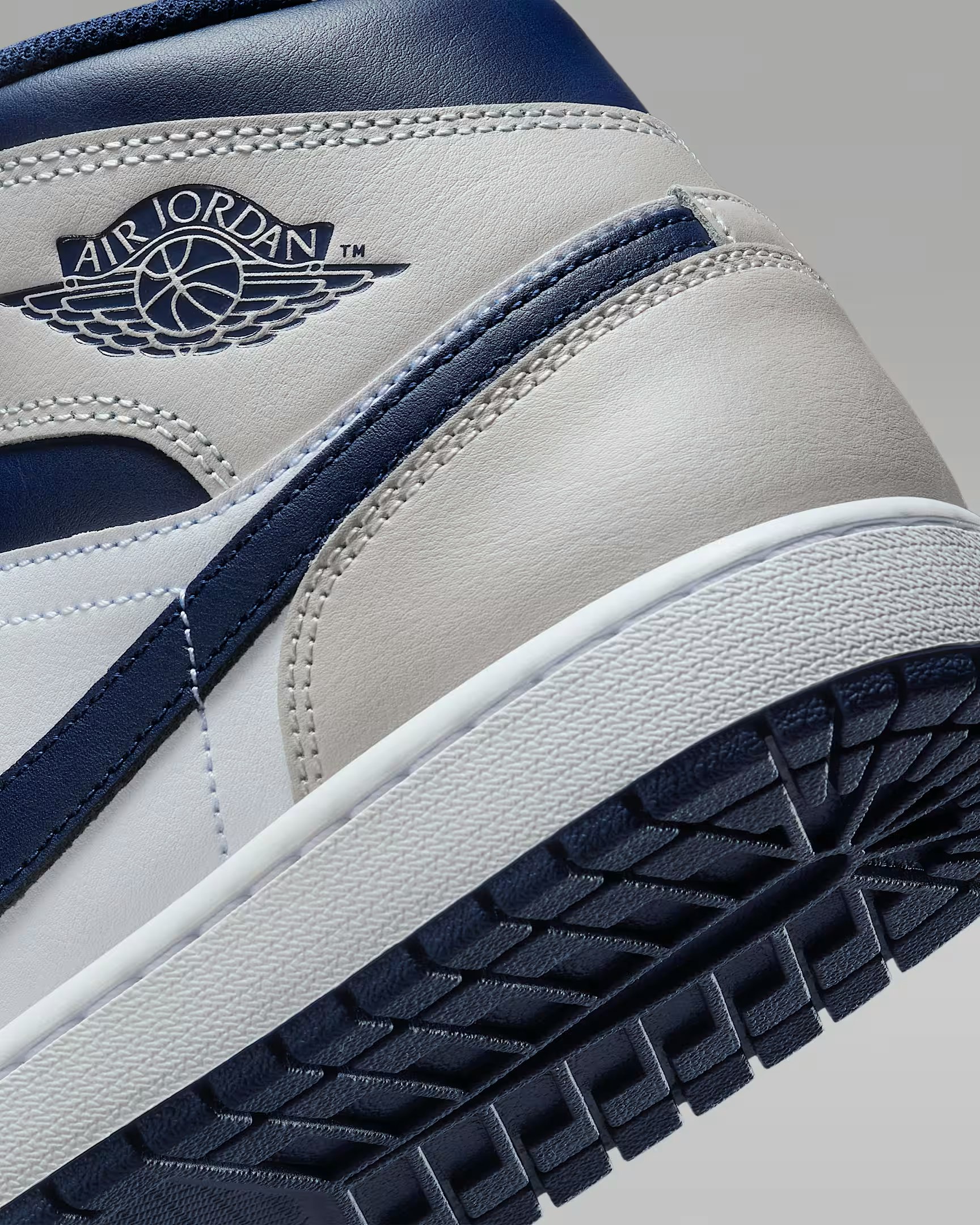 Air Jordan 1 High "Georgetown"
