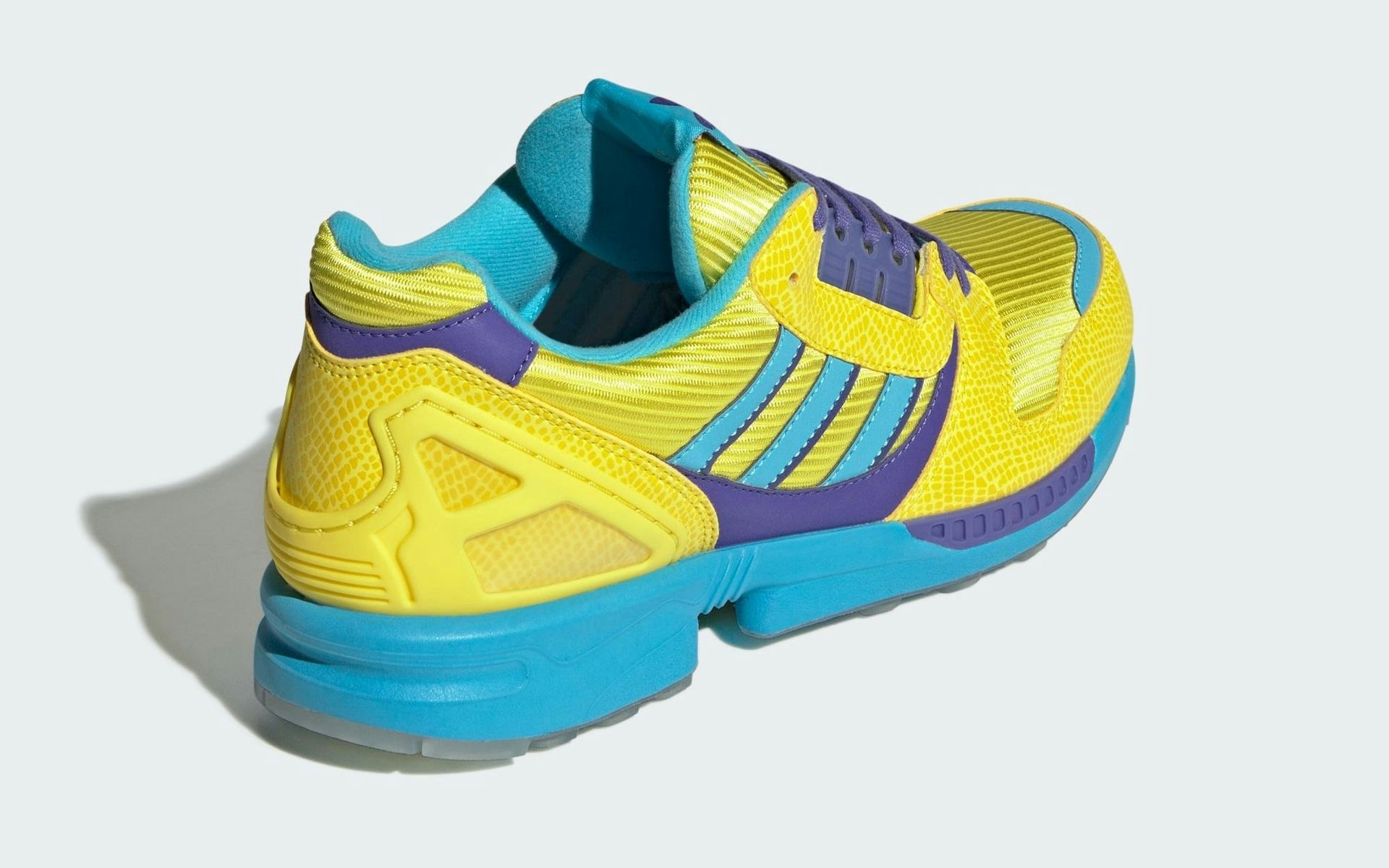 atmos x adidas ZX 8000 "G-SNK"
