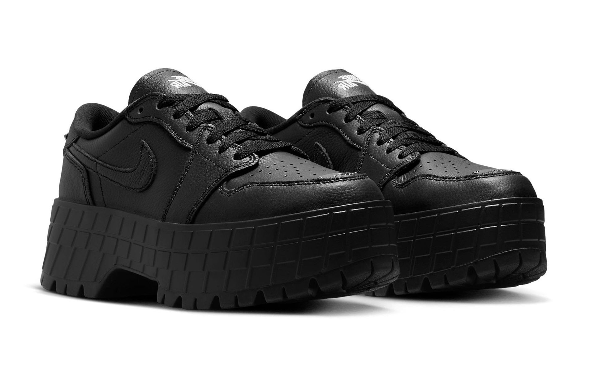 Air Jordan 1 Brooklyn Low "Triple Black"
