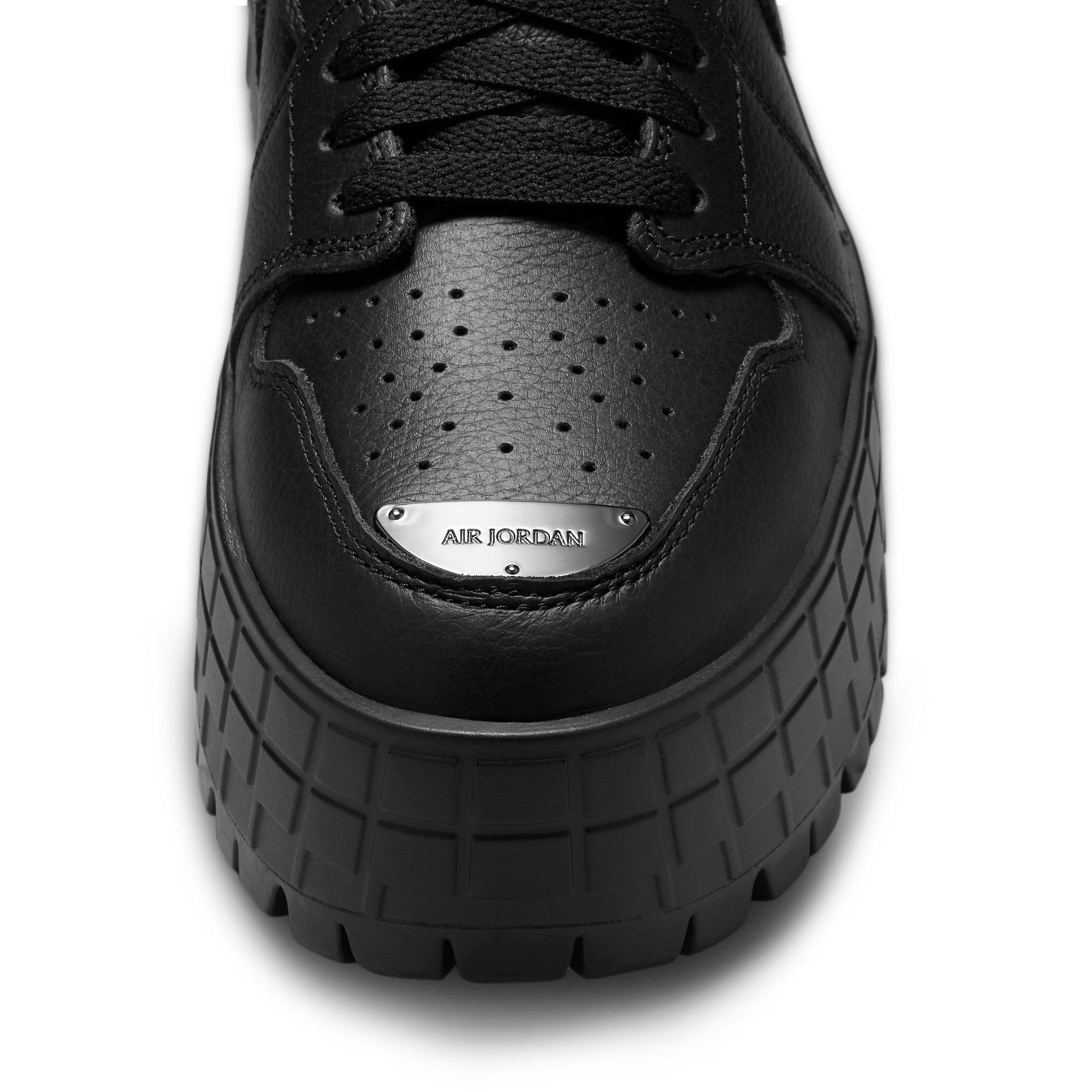 Air Jordan 1 Brooklyn Low "Triple Black"