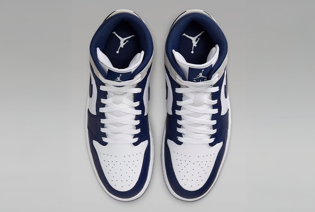 Air Jordan 1 High "Georgetown"