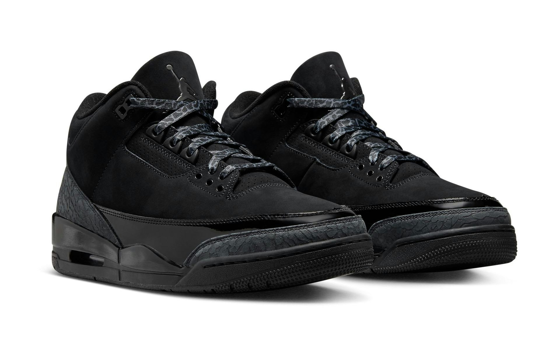 Air Jordan 3 Retro "Black Cat"