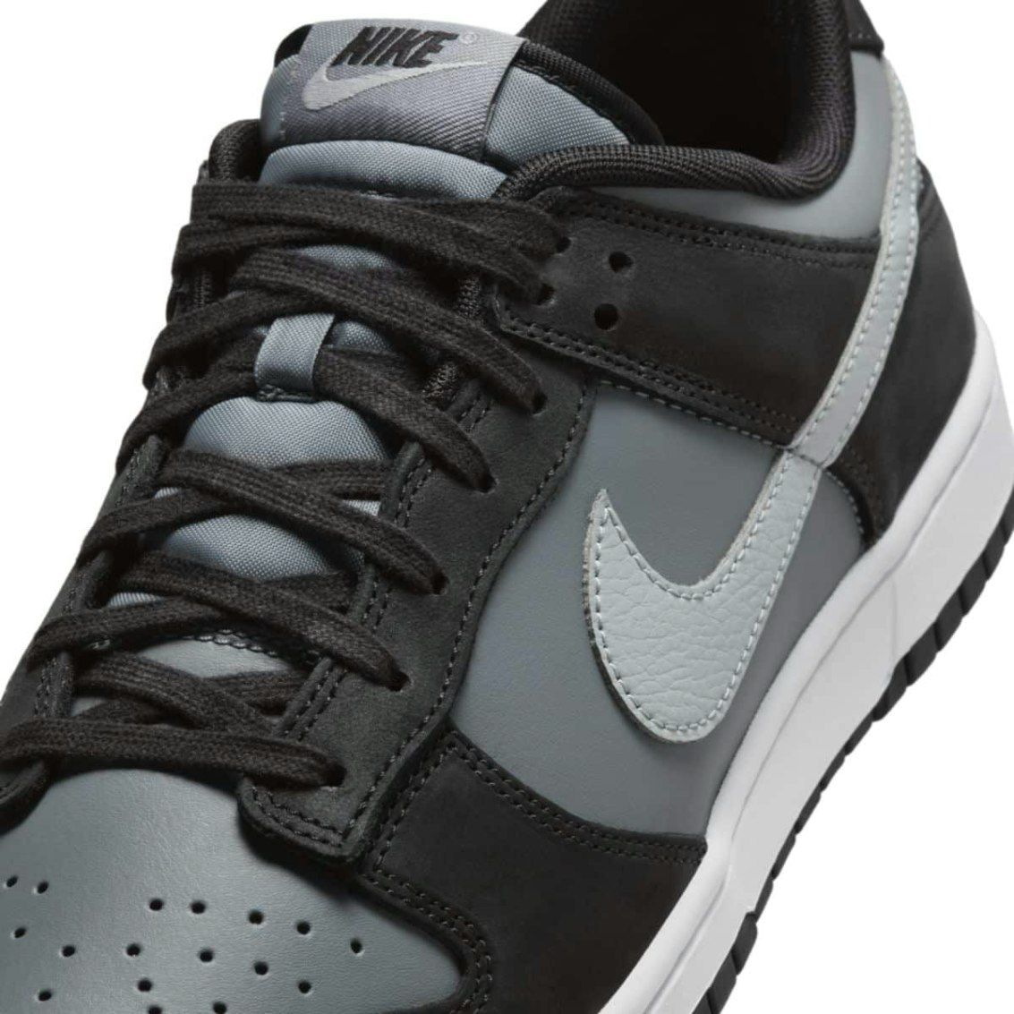 Nike Dunk Low "Suede Black"