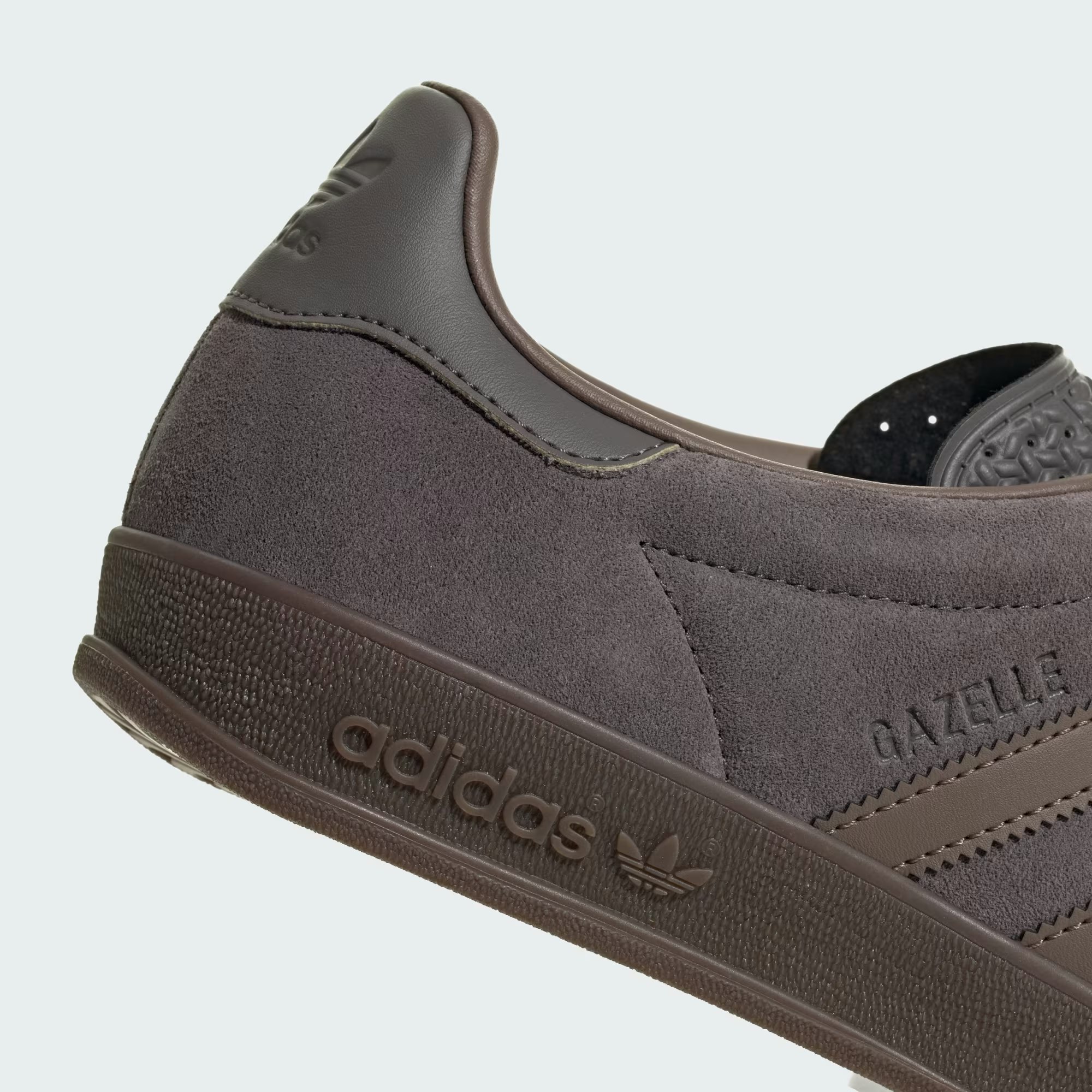 Journal Standard x adidas Gazelle Indoor "Charcoal"