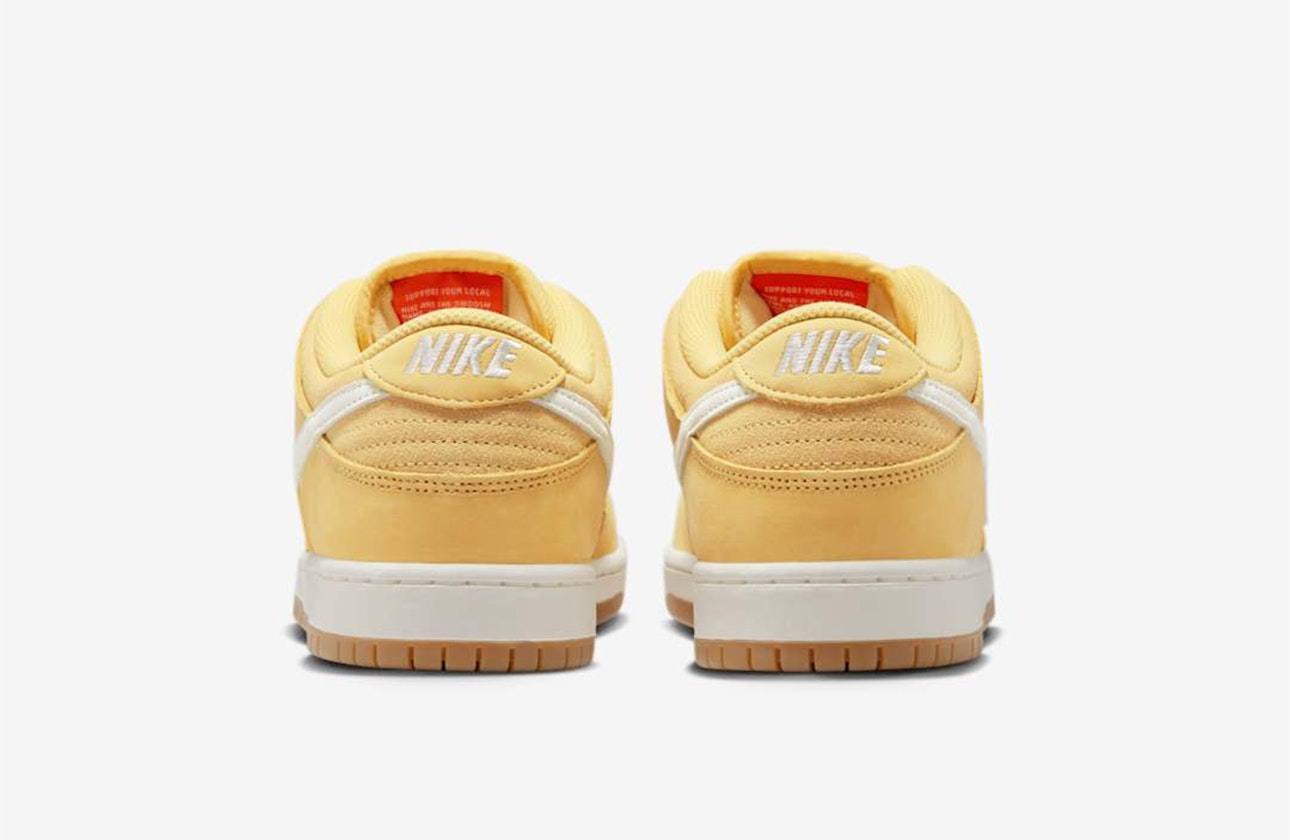 Nike SB Dunk Low "Saturn Gold"