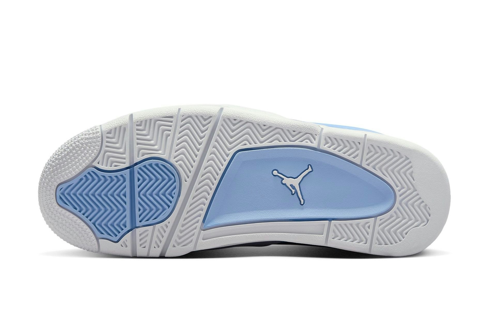 Air Jordan 4 RM "Aluminum"