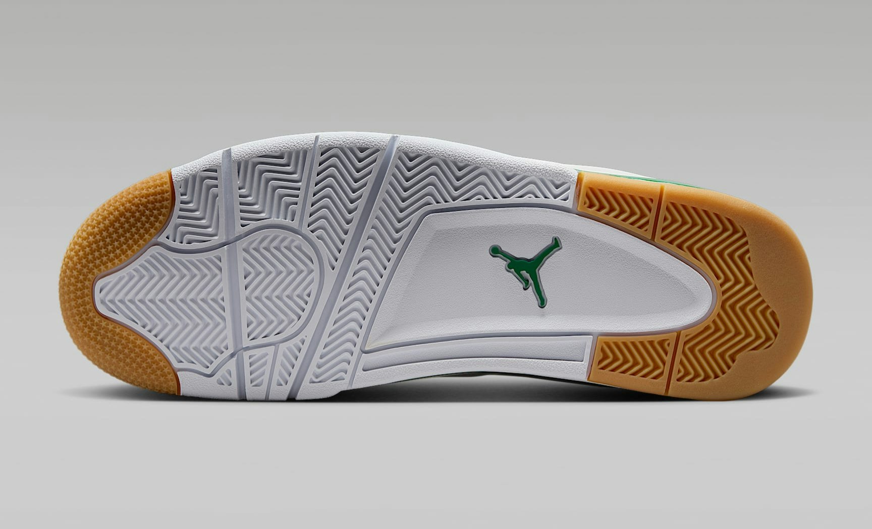 Air Jordan 4 RM "Pine Green" 