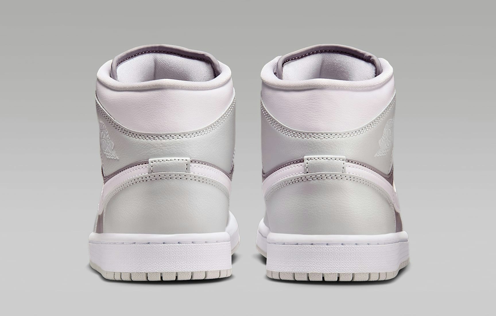 Air Jordan 1 Mid "Atmosphere Grey"