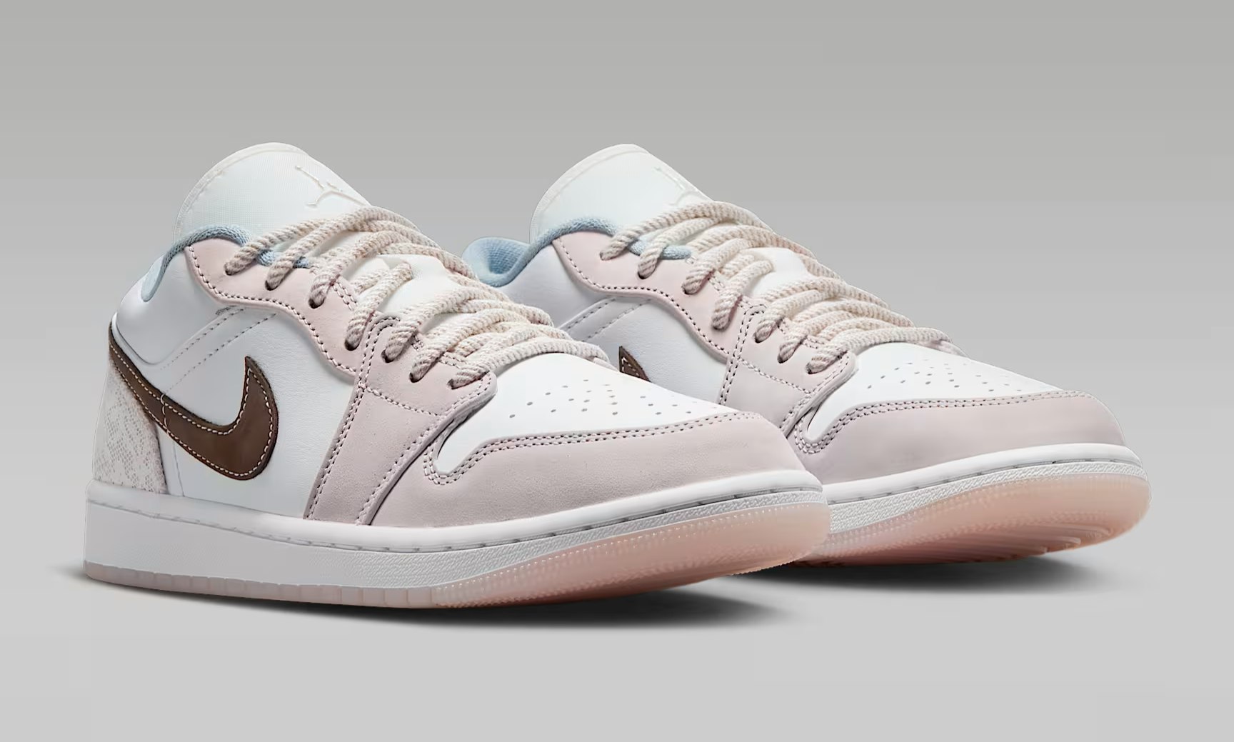Air Jordan 1 Low "Coral Reef"