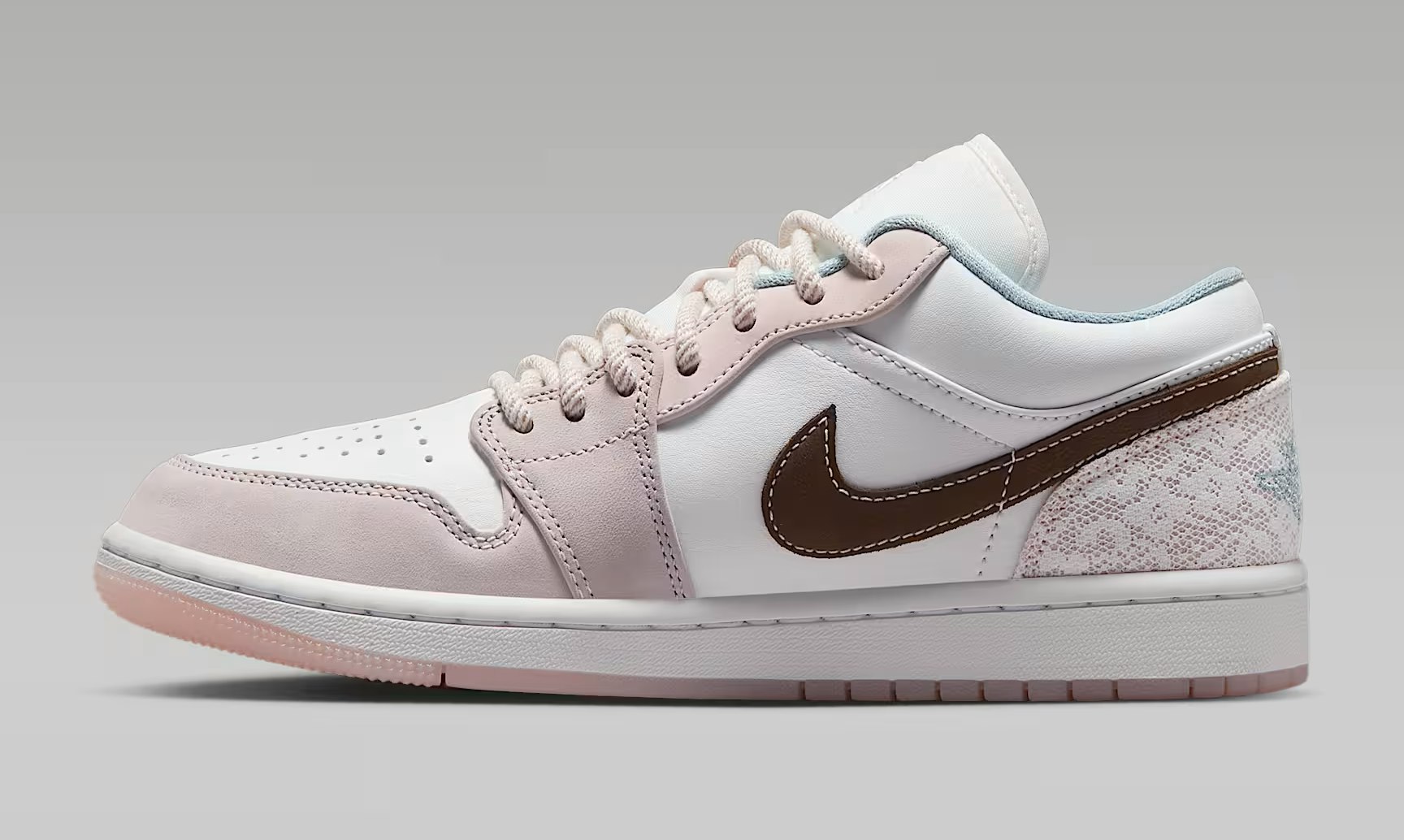 Air Jordan 1 Low "Coral Reef"