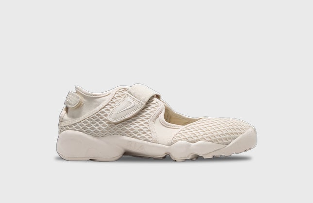 Nike Air Rift "Light Orewood Brown"