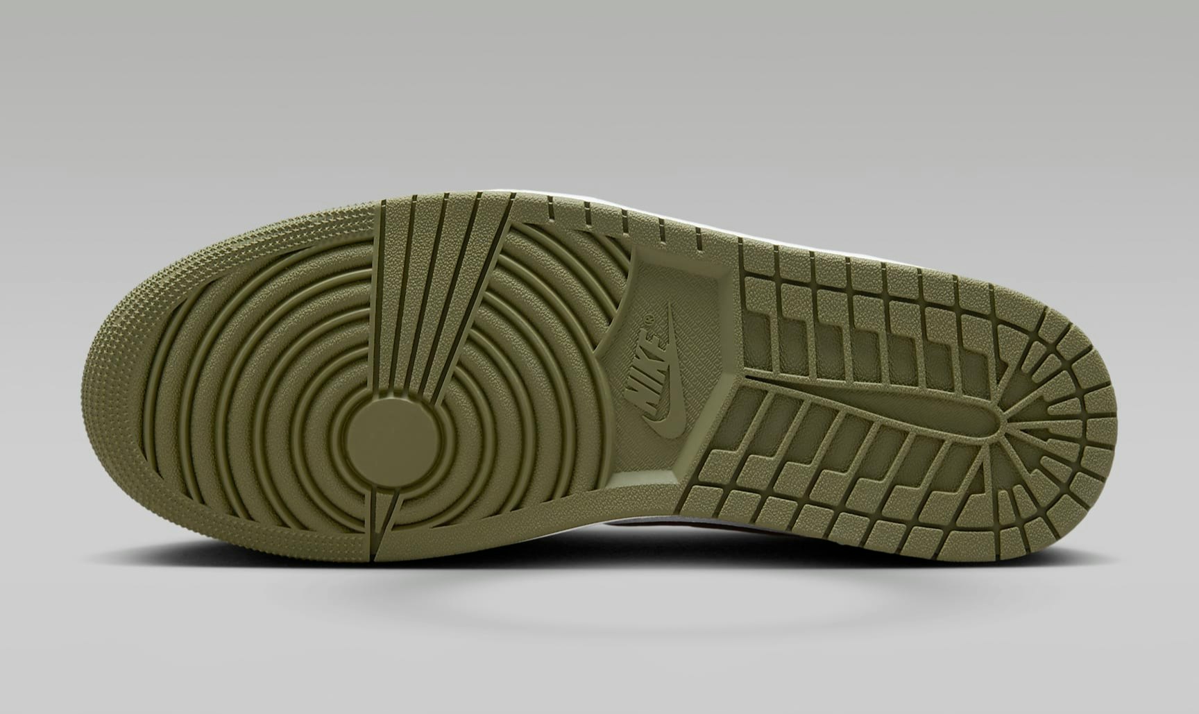 Air Jordan 1 Low EasyOn "Medium Olive"