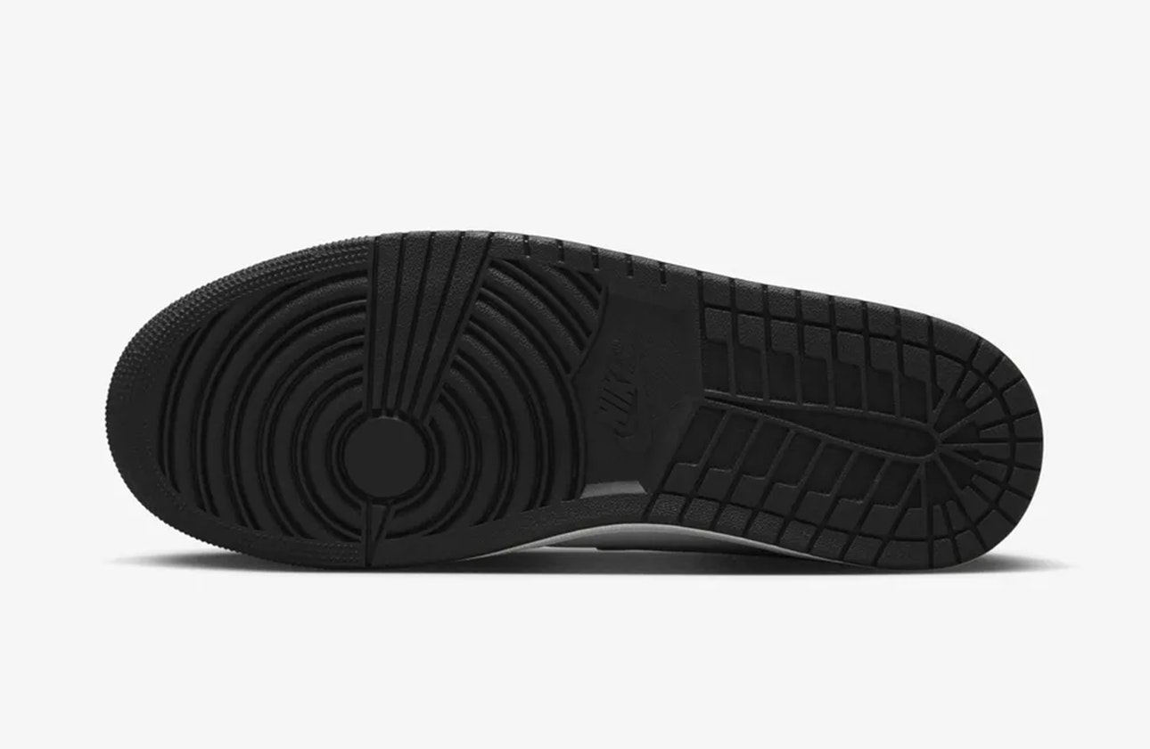 Air Jordan 1 Mid SE "Metallic Black"
