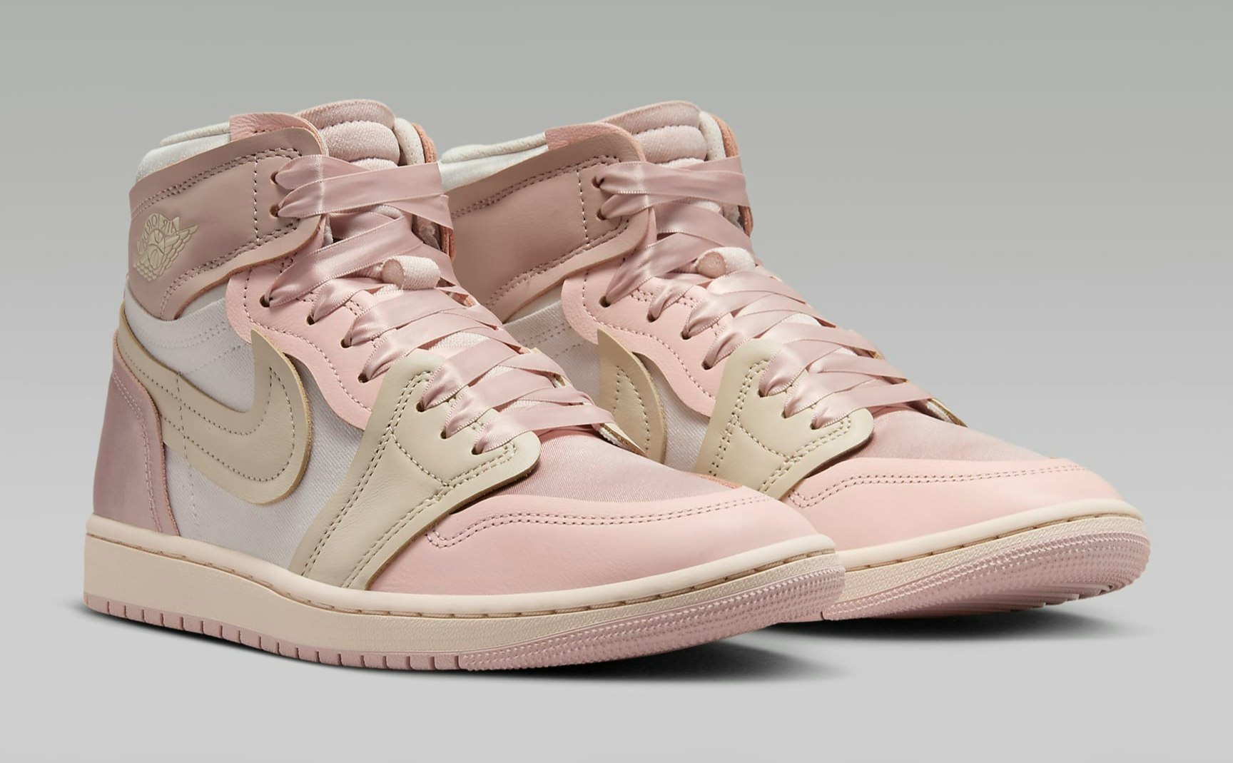 Air Jordan 1 MM High "Pink Oxford"