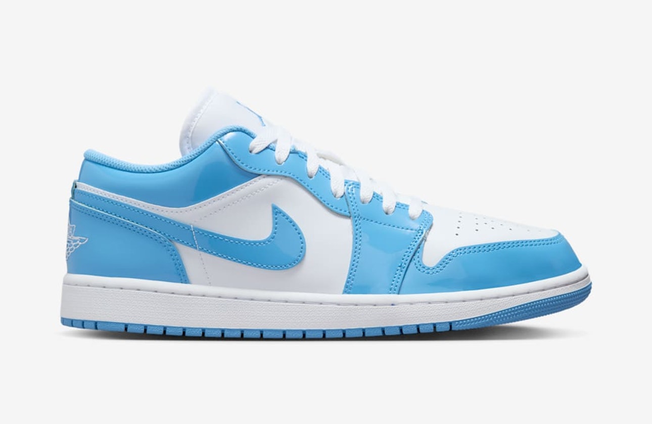 Air Jordan 1 Low SE "Legend Blue"