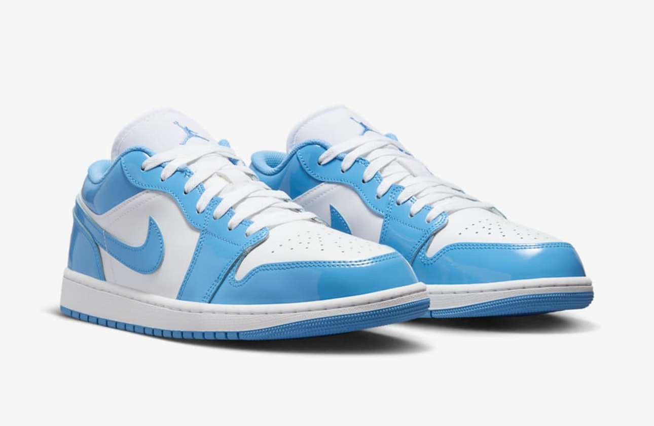 Air Jordan 1 Low SE "Legend Blue"