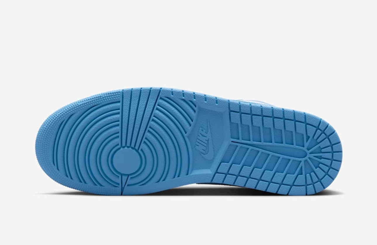 Air Jordan 1 Low SE "Legend Blue"