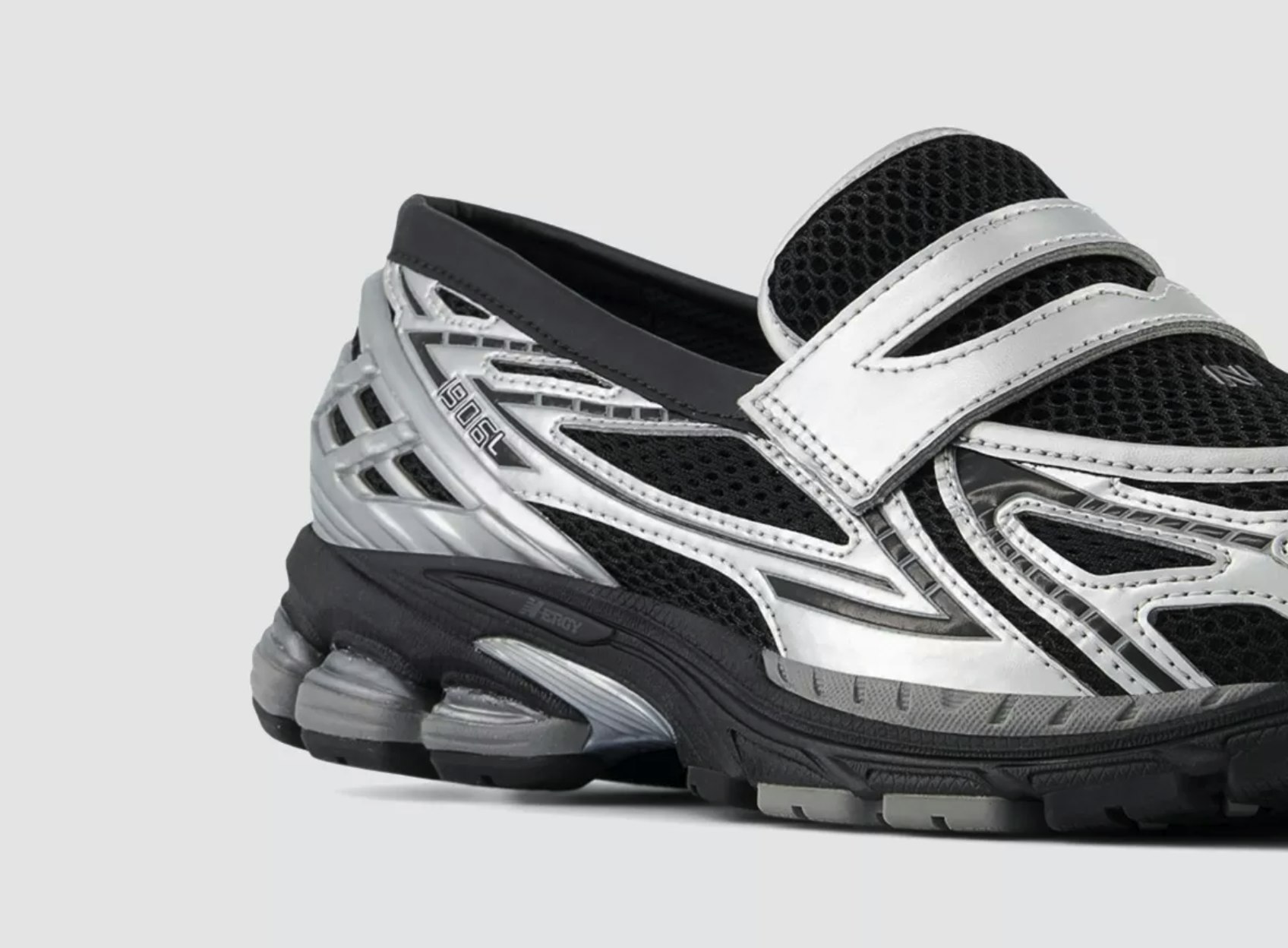 New Balance 1906L "Silver Metallic"
