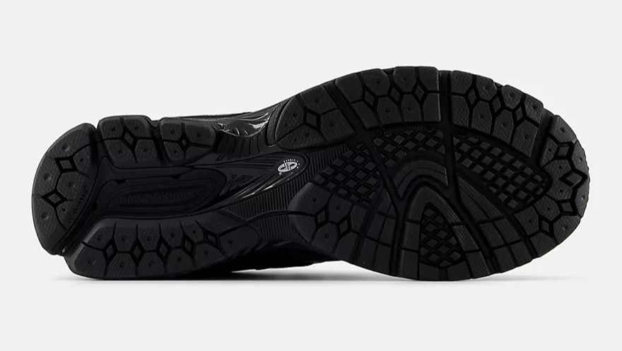 New Balance 1906W "Black Metallic"