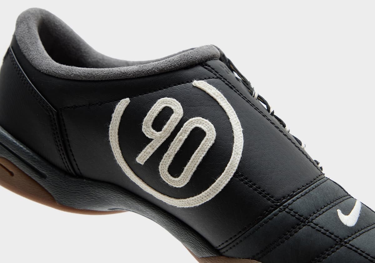 Nike Total 90 SE Black Gum