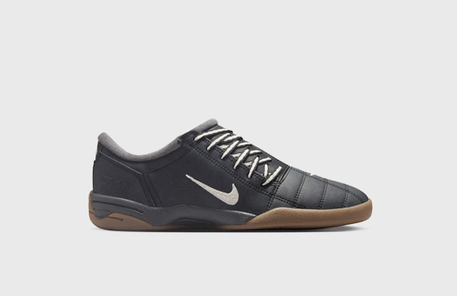 Nike Total 90 SE Black Gum