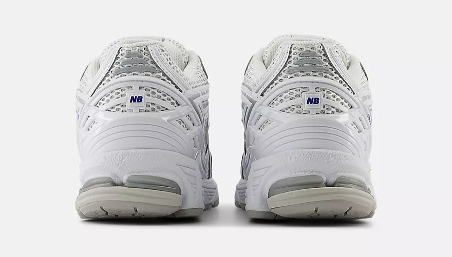 New Balance 1906R "White Silver Metallic"