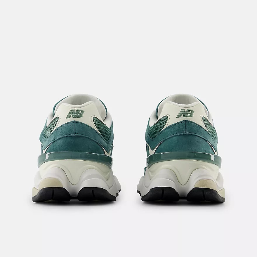 New Balance 9060 "Angora"