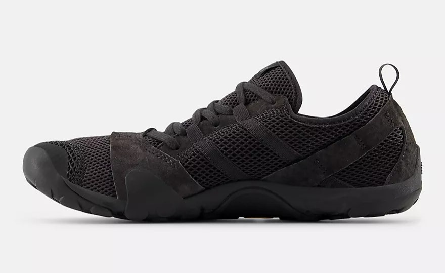 New Balance MT10 "Black Castlerock"