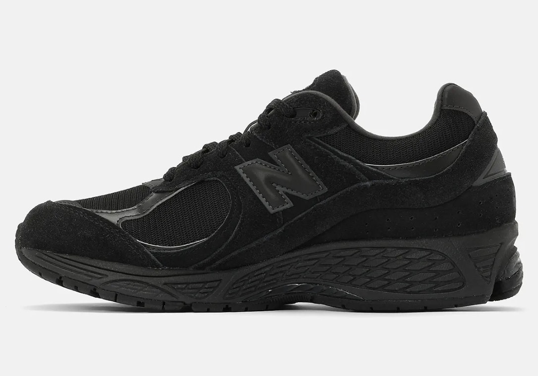 New Balance 2002R "Black Cat"