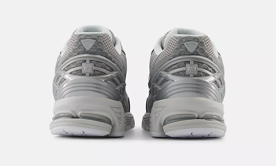New Balance 1906W "Silver Metallic"