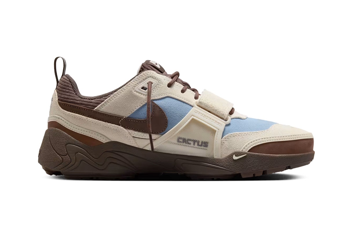 Travis Scott x Nike Zoom Field Jaxx "Leche Blue"