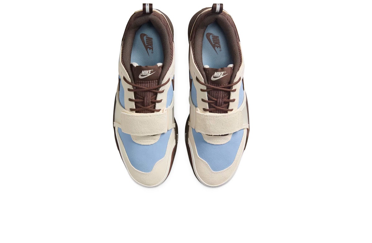 Travis Scott x Nike Zoom Field Jaxx "Leche Blue"