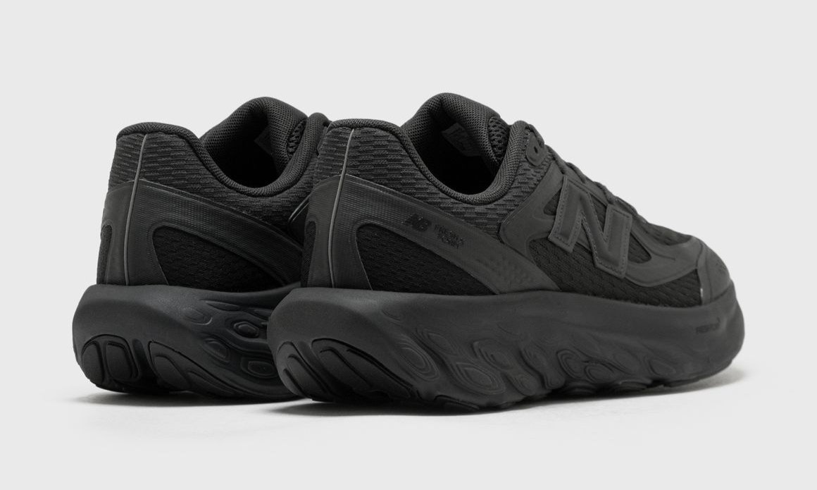 New Balance FF800 "Black Cement"