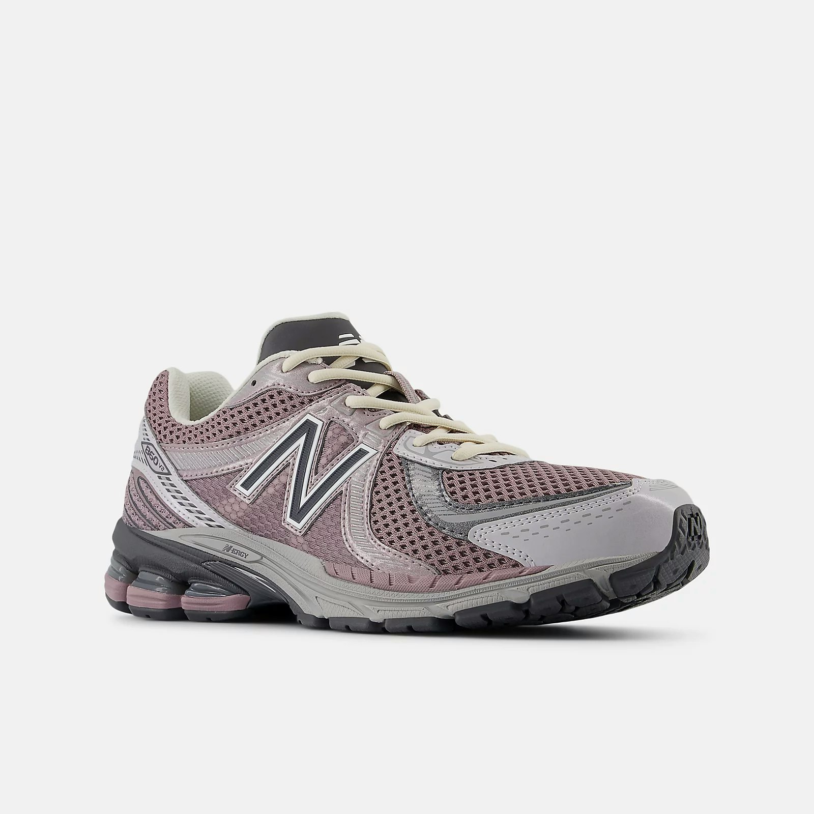 New Balance 860v2 "Ice Wine"