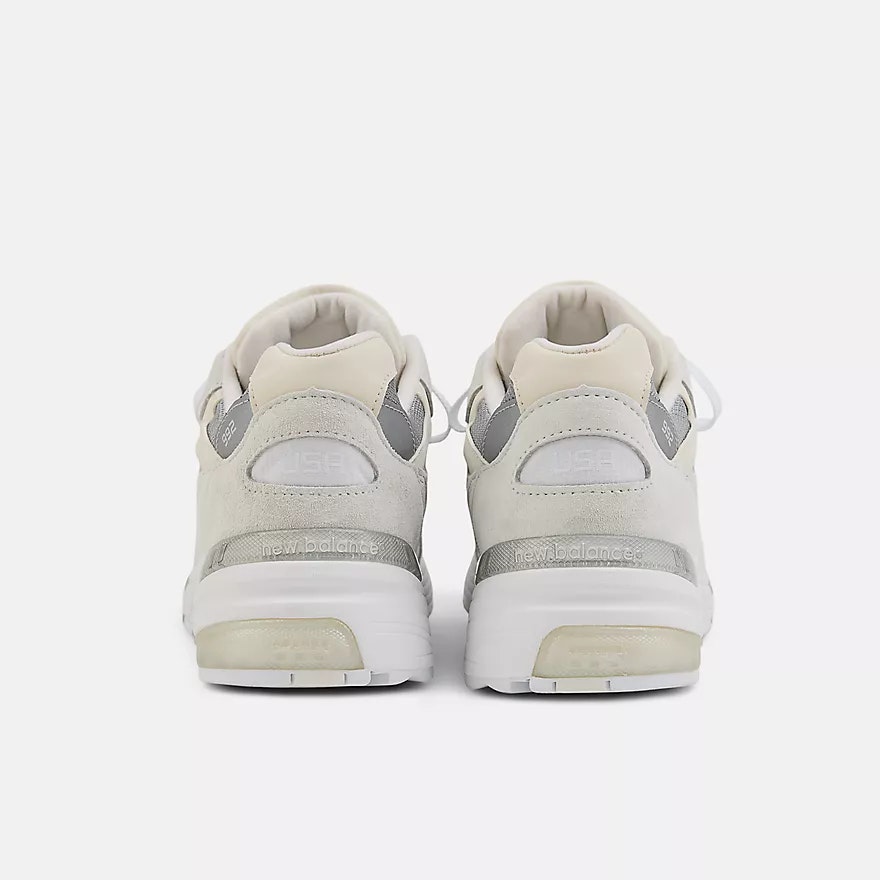 New Balance 992 "Made in USA" (Nimbus Cloud)
