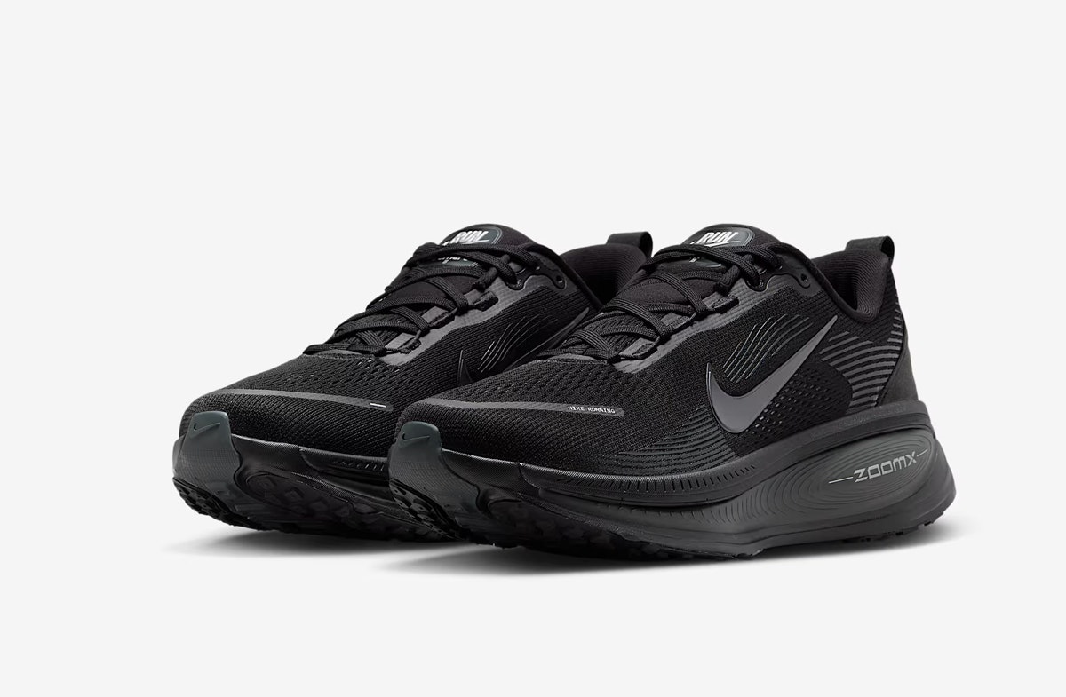 Nike Vomero 18 Black Dark Smoke Grey 