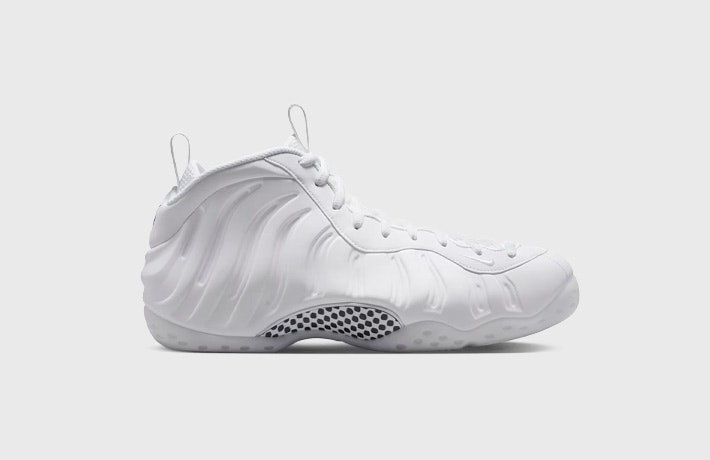 Nike Air Foamposite One Triple White