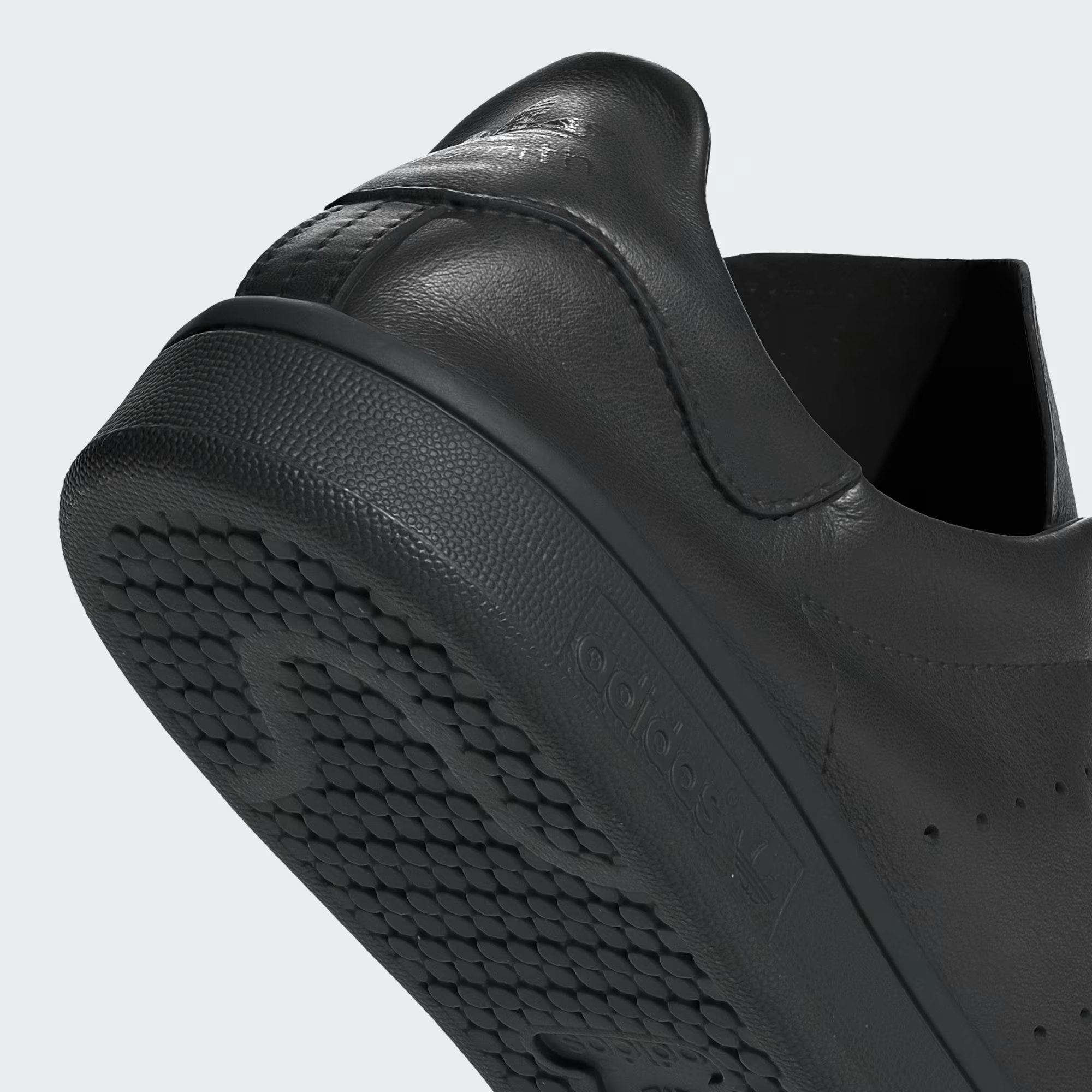 adidas Stan Smith Decon "Core Black"