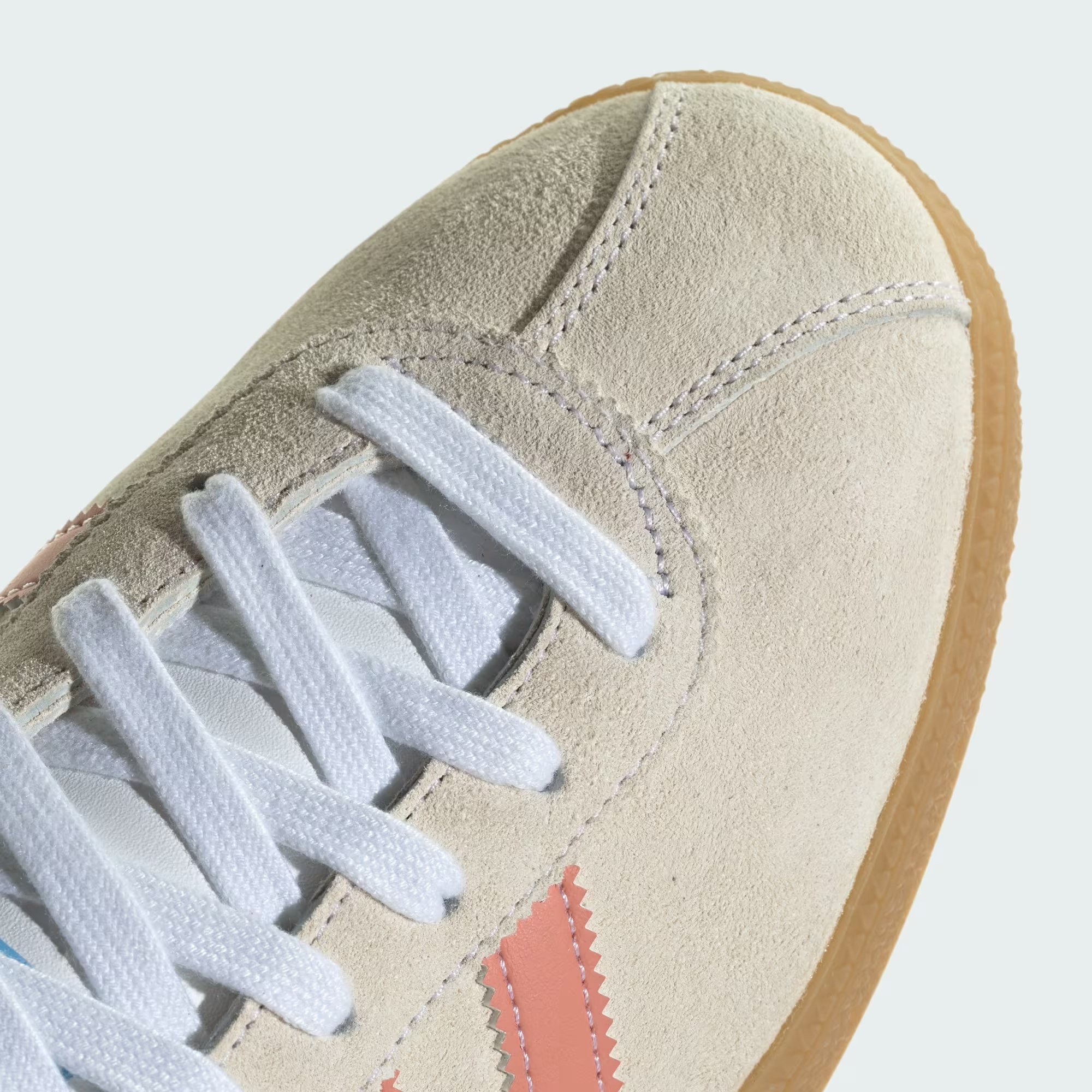 adidas München 24 "Wonder Clay"