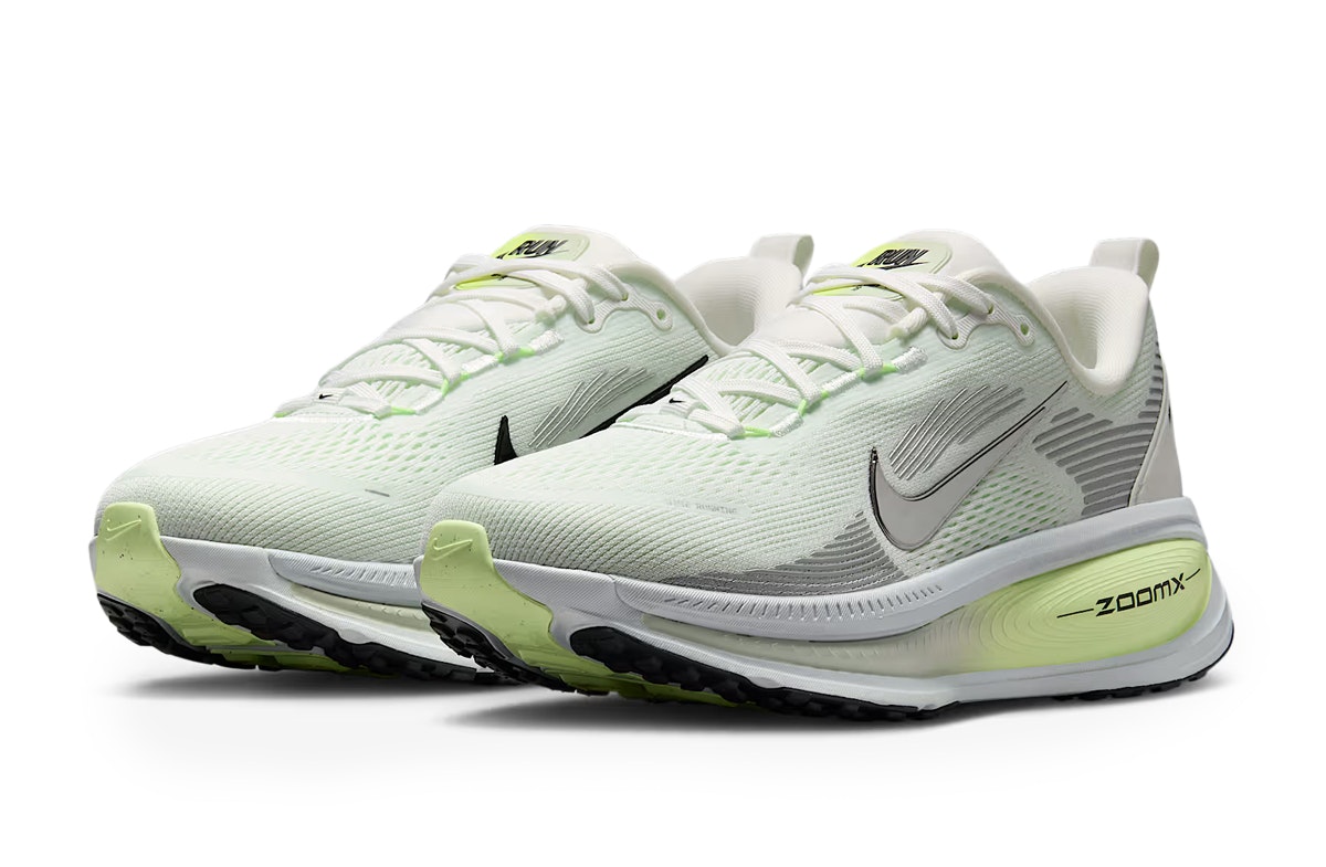 Nike Vomero 18 Barely Volt