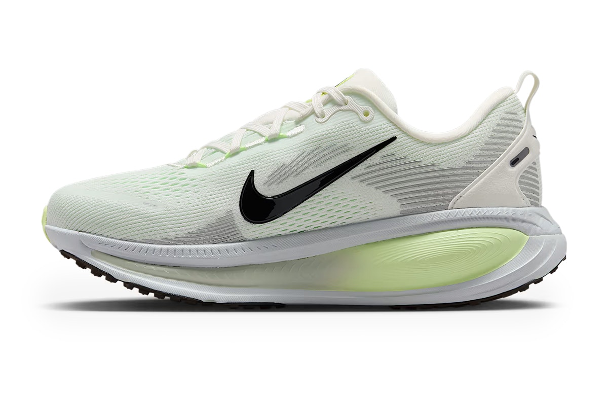 Nike Vomero 18 Barely Volt