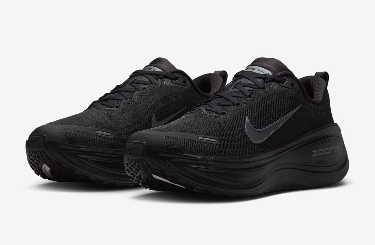 Nike Vomero Plus Triple Black
